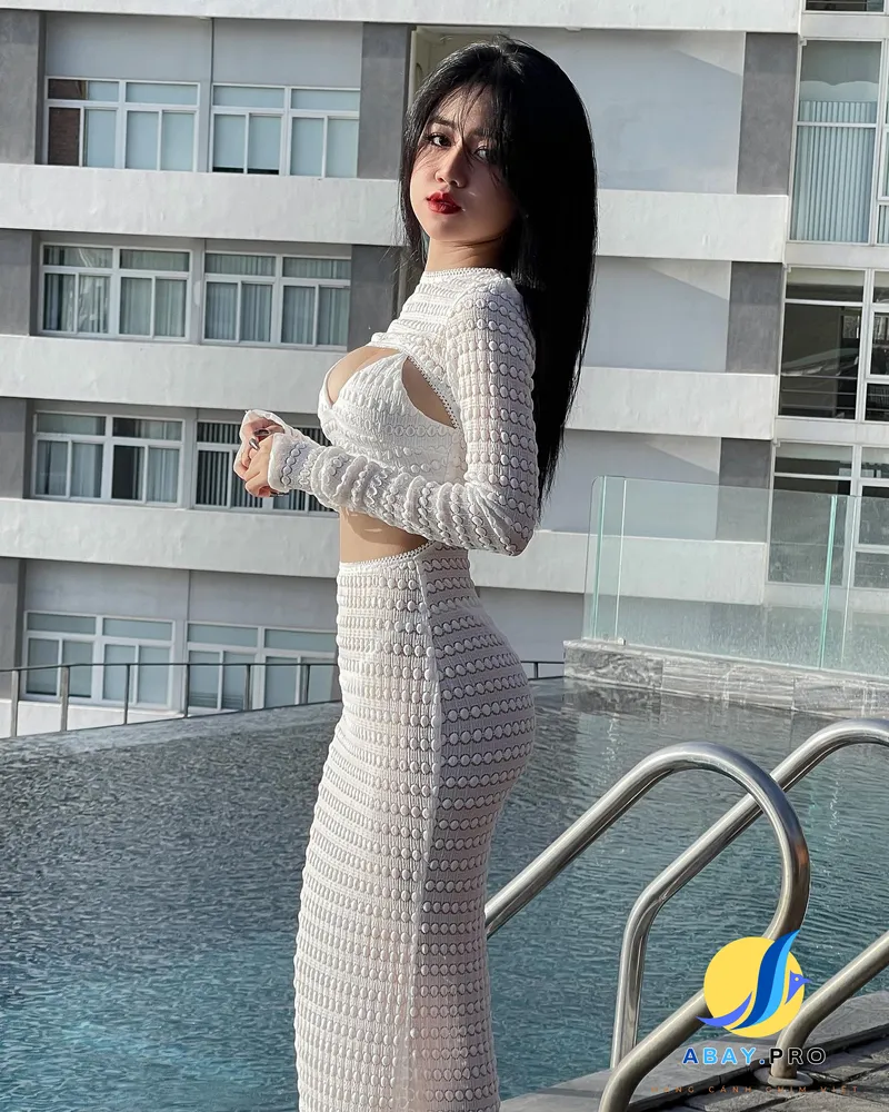 Ảnh tiktoker Lê Kim Loan sexy 27