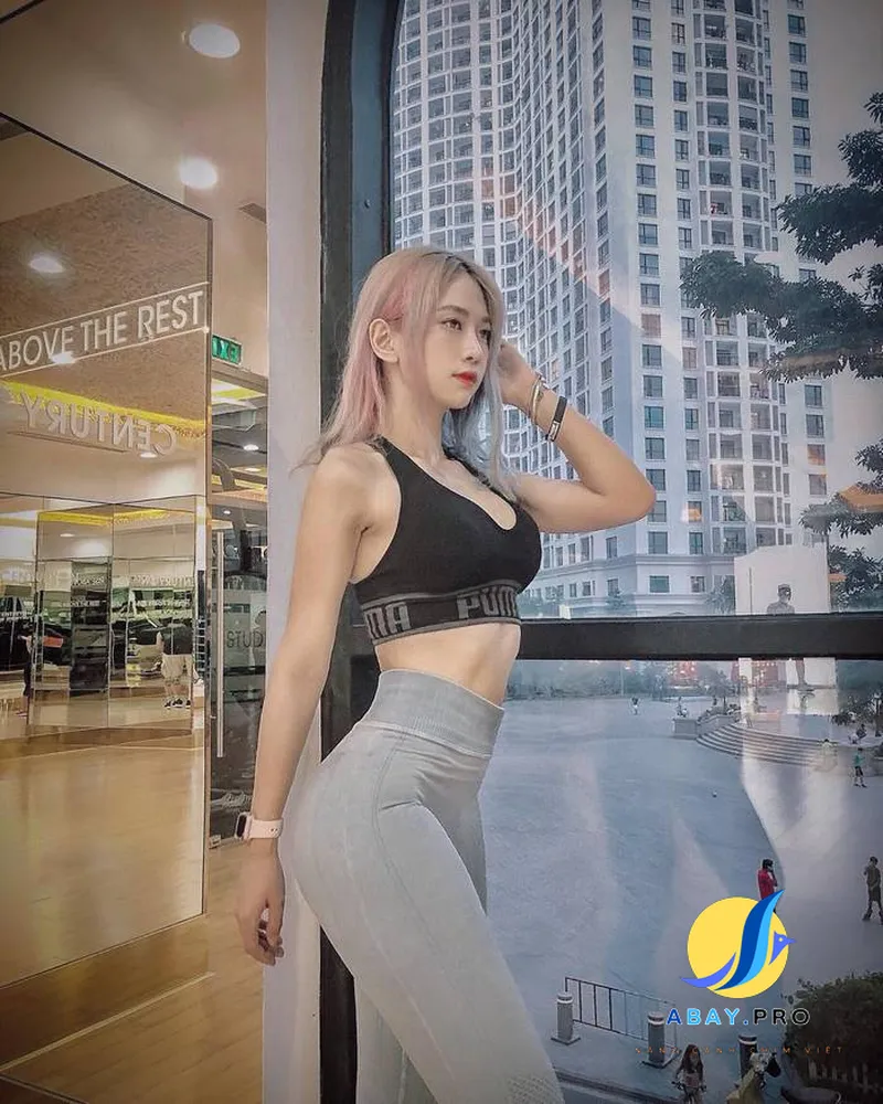 Ảnh Lê Bống sexy 4