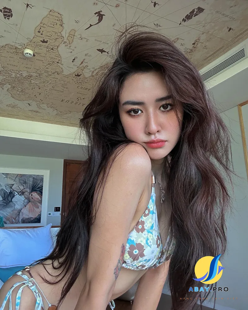 Quyên Qui sexy