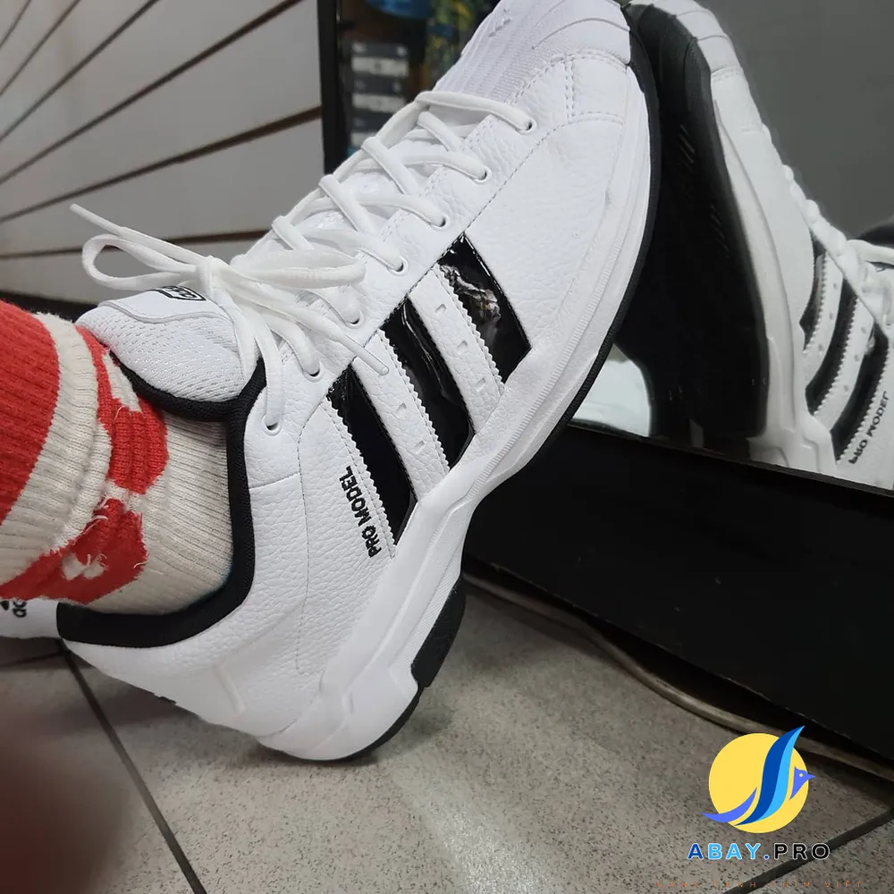 Giày bóng rổ Adidas Pro 2G